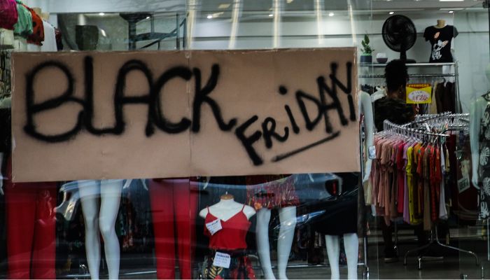  Procon-PR orienta consumidores para não cair em golpes na Black Friday